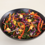 Kale Salad (ﺳﻠطﺔ اﻟﻛرﻧب)