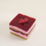 Raspberry Pistachio Cake (ﺑﺎﻟﺑﺳﺗﺎﺷﯾو ﺑﯾري روز ﻛﯾك)